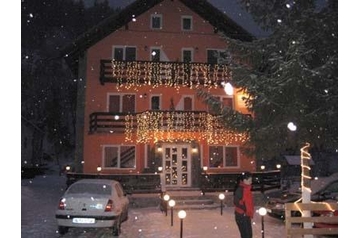 Romania Privát Moeciu, Exterior